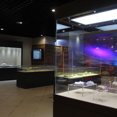 Jin Ling Museum Hotel Wanning Bagian luar foto